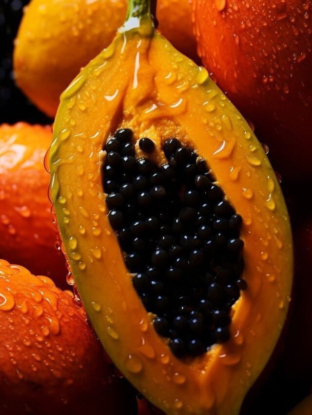 क्या बेकार समझ कर आप भी फेंक देते हैं पपीते के बीज अब ना करें ये गलती।