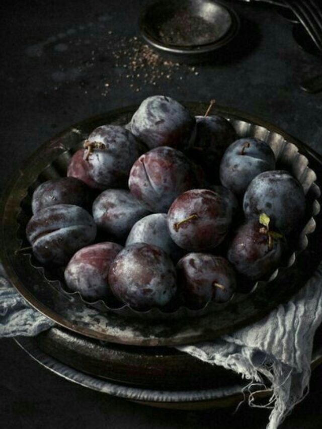 इस काले फल का सेवन High लेवल के शुगर को भी कर देगा Down