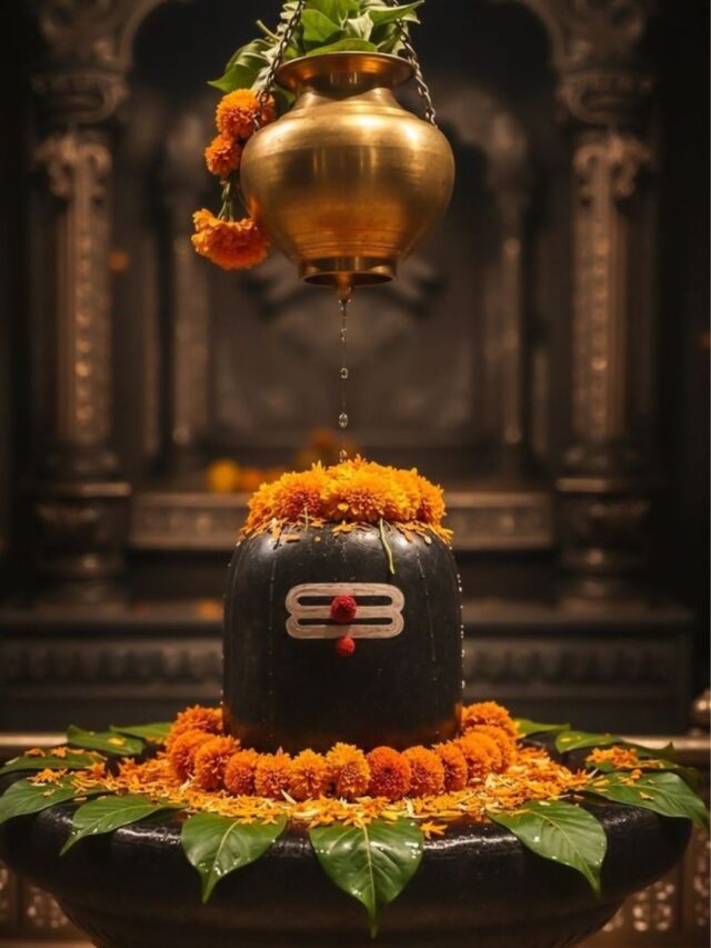 शिवलिंग पर इस दिन चढ़ाइये लौंग का जोड़ा बरसेगी महाकाल की कृपा।